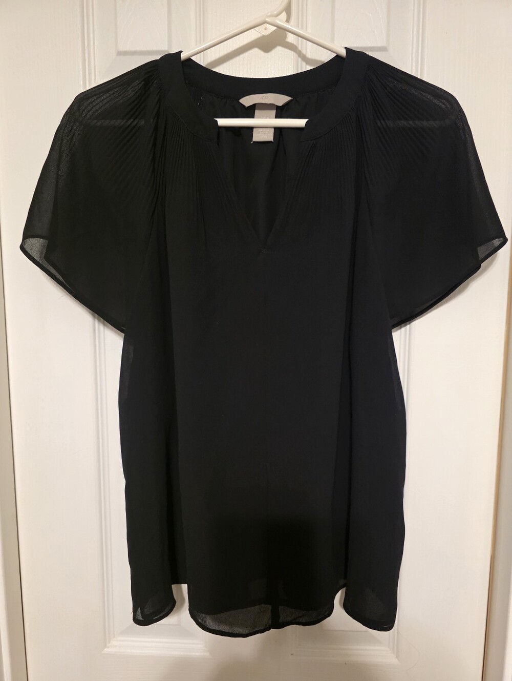 H&M Black Pleated Short-Sleeve V-Neck Blouse